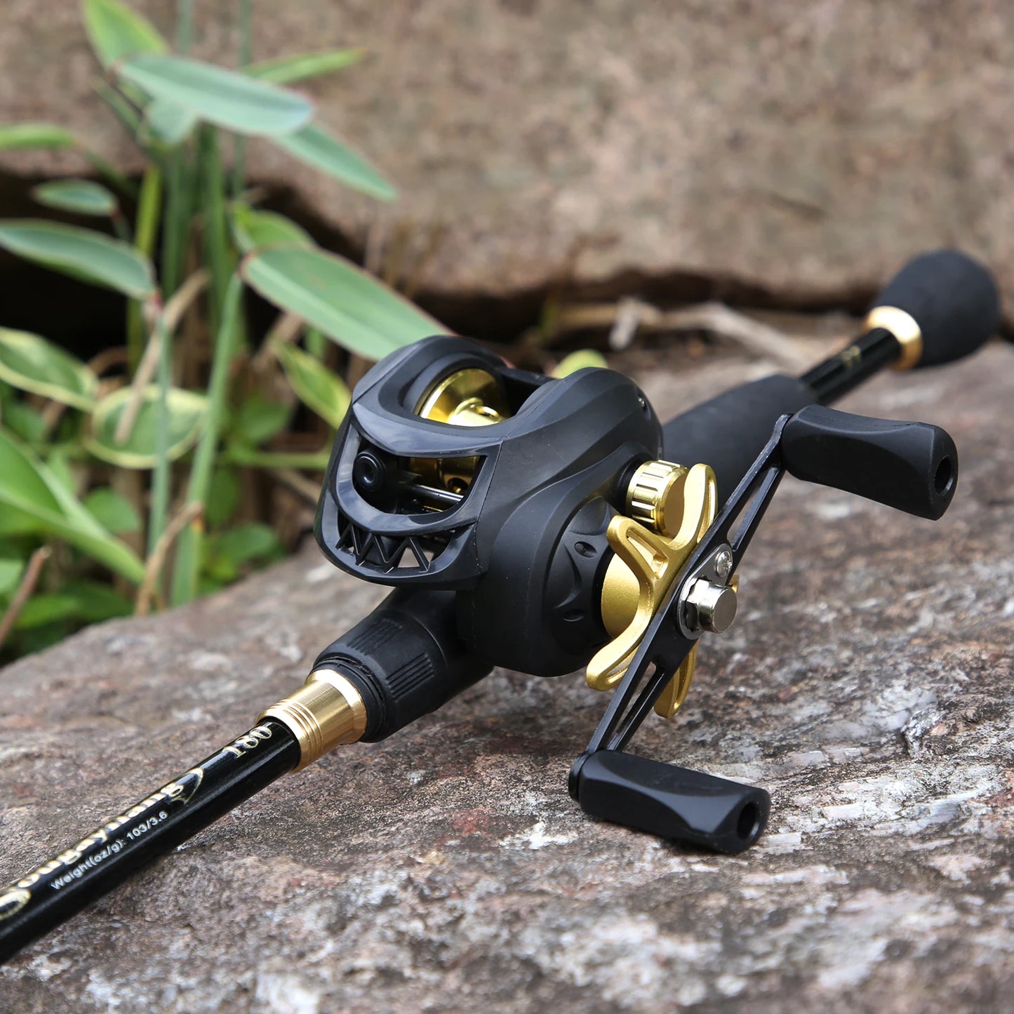 Sougayilang 1.8-2.4m Casting Fishing Combo Telescopic Fishing Rod and 7.2:1 High Speed Fishing Reel